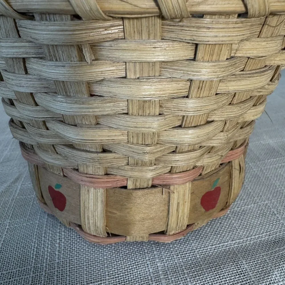 Vintage Country Farmhouse Hand Painted Apple Woven Basket 1990 90s Cottagecore